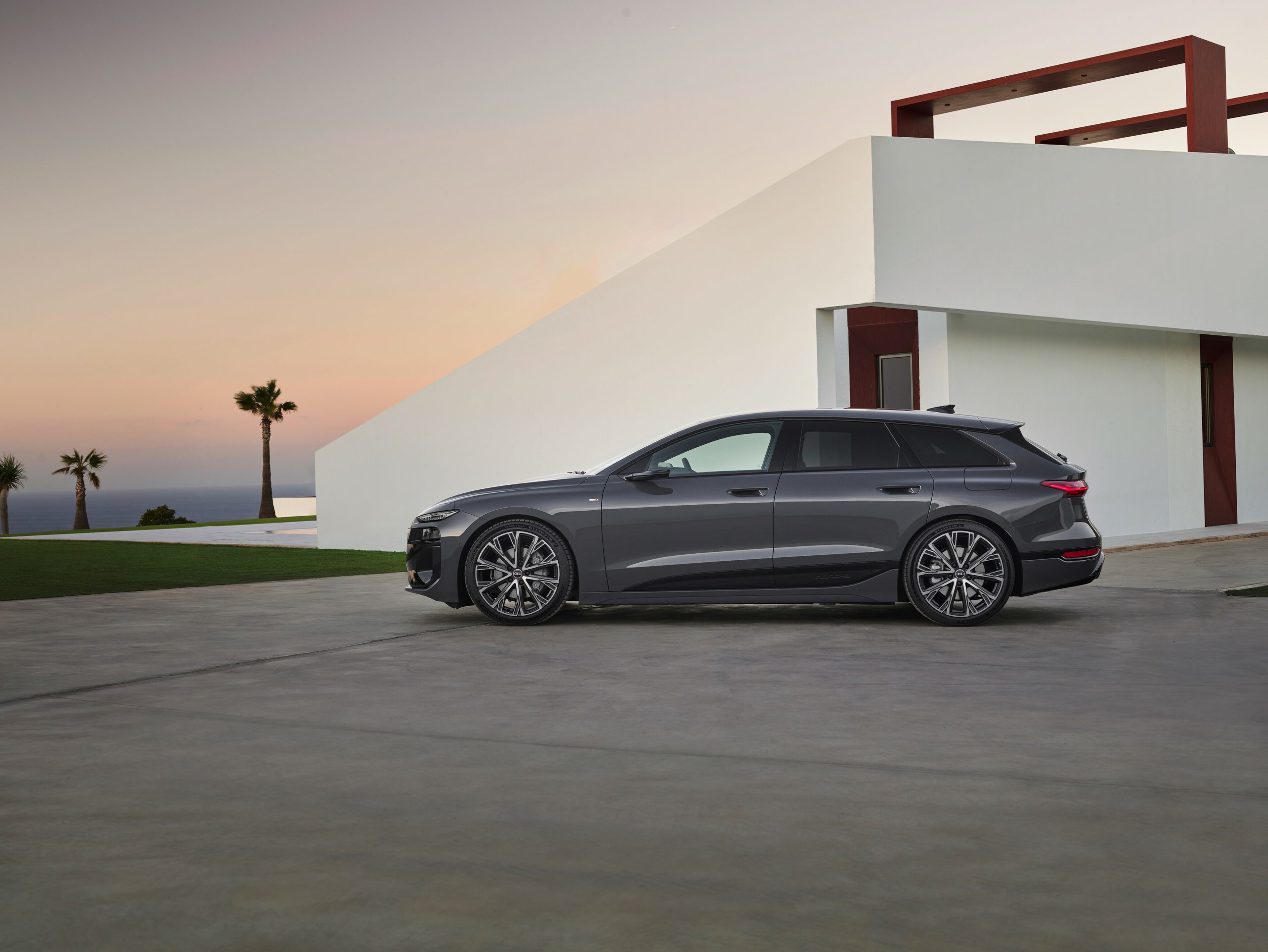 Audi A6 e-tron