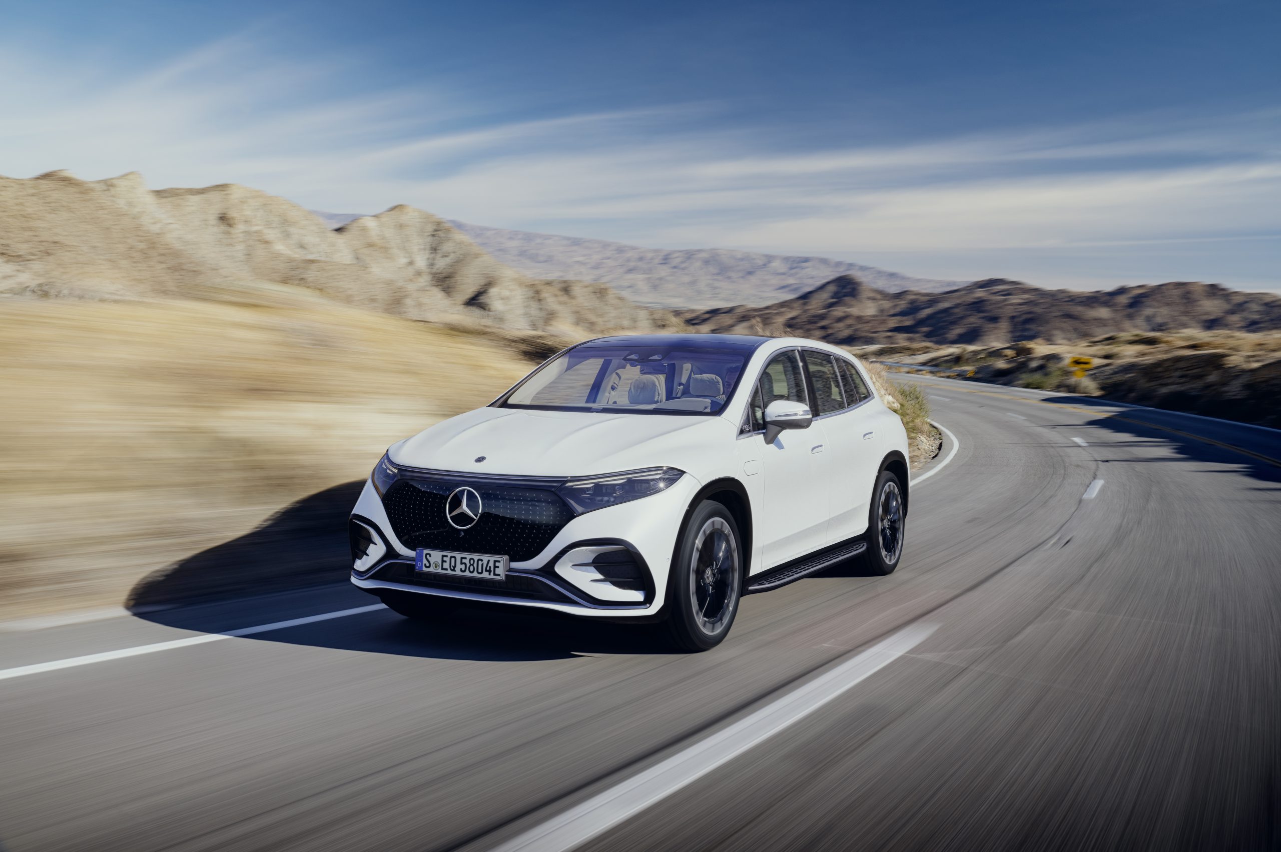 Mercedes EQE SUV