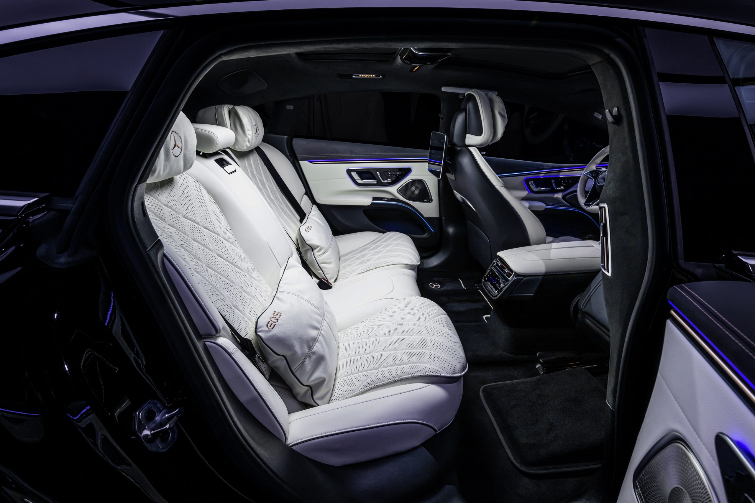 Mercedes EQS