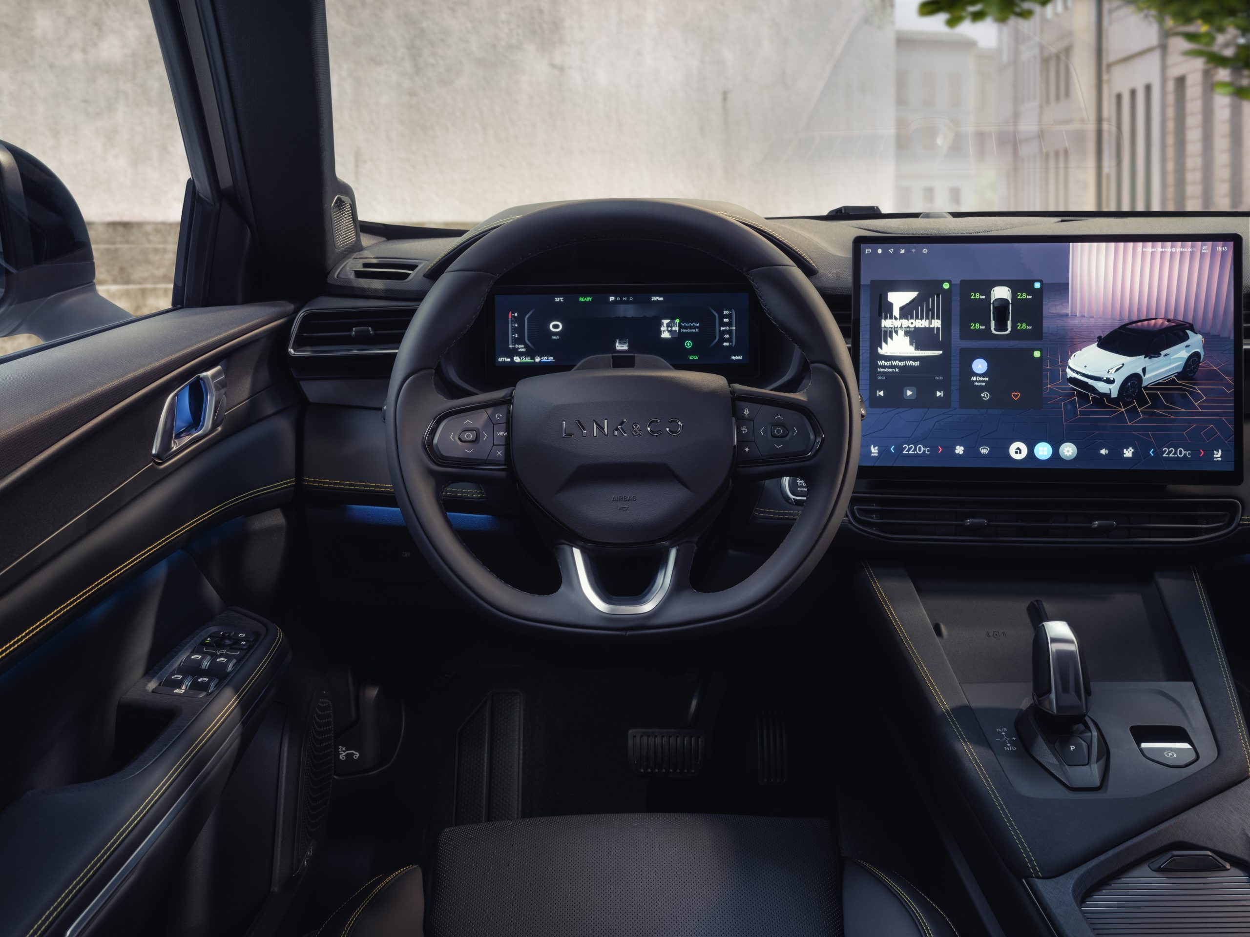 Lynk&Co 01 
