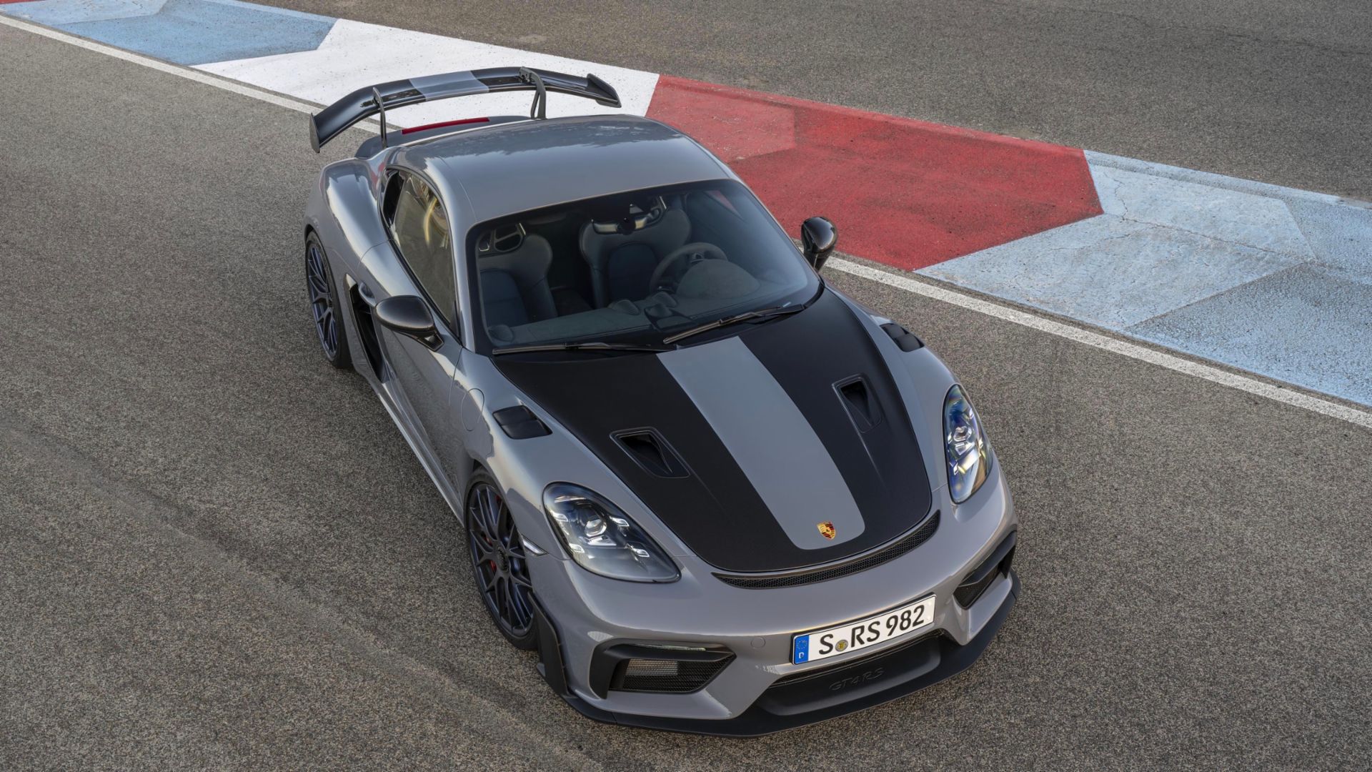 Porsche 718